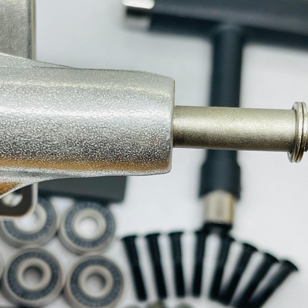 チタン合金製5.25HI軽量ホロータイプトラック 足回りセット　7.8～8.25